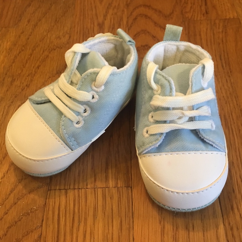 💙 4 for $20 Baby Shoes (Set of 3) - Picture 6 of 8